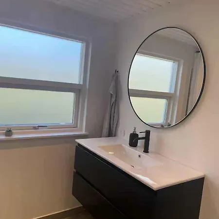 Newly Renovated 150 M From Fjord Prázdninový dům *