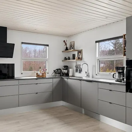 Newly Renovated 150 M From Fjord Сasa de vacaciones